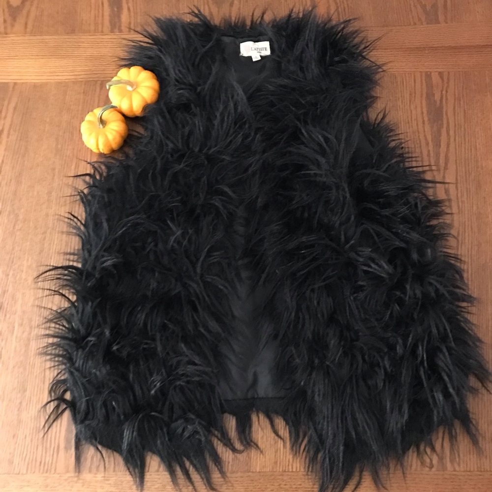 L’ATISTE BLACK FAUX FEATHER VEST
